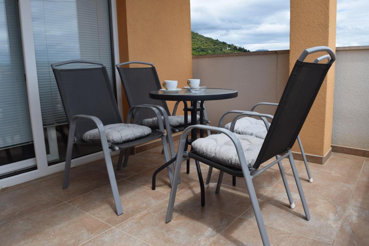 Apartmani Barisic Trogir Eksteriør bilde
