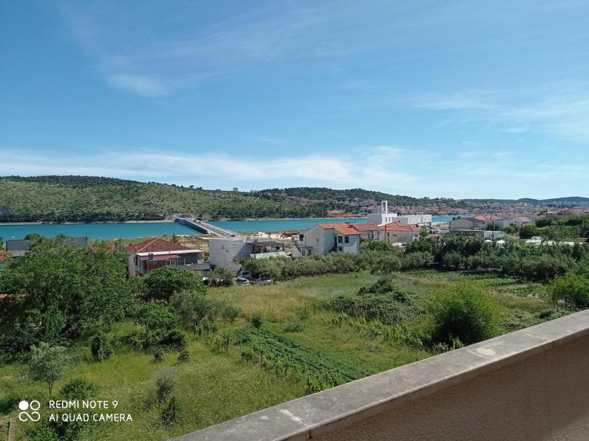 Apartmani Barisic Trogir Eksteriør bilde