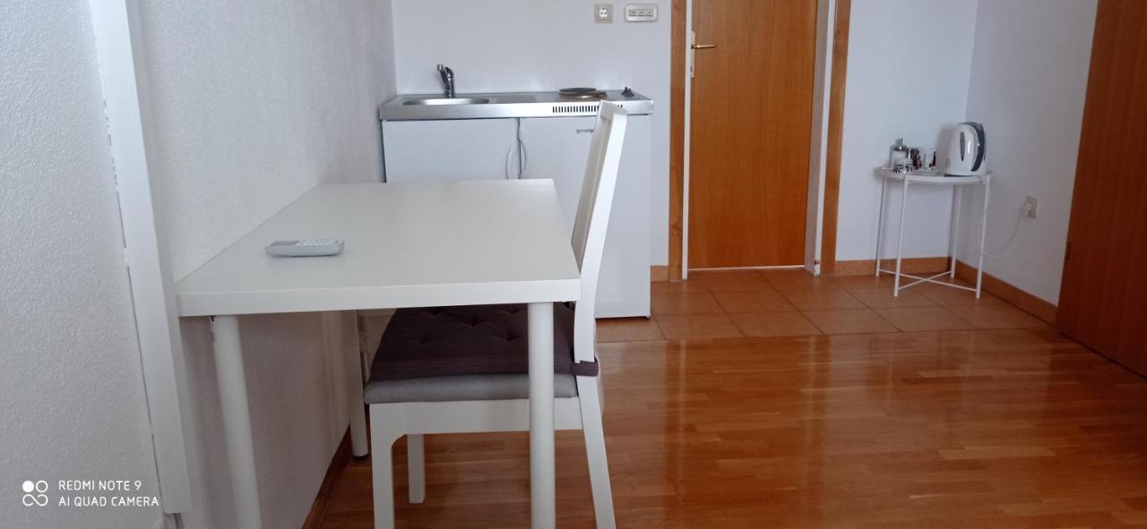 Apartmani Barisic Trogir Eksteriør bilde